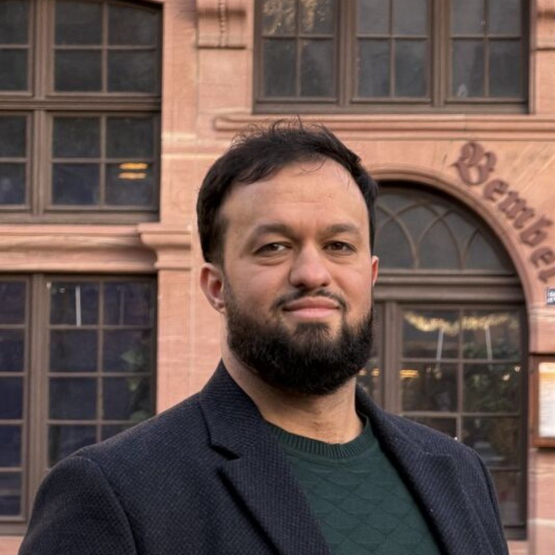 Mustafa, Gründer Buzzard AI